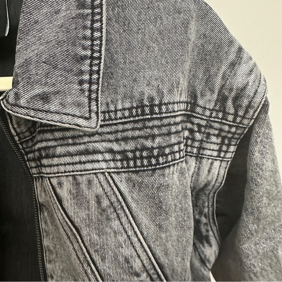 Denim Jacket BY Desigual size XS NEW WITH TAGS - Picture 6 of 8
